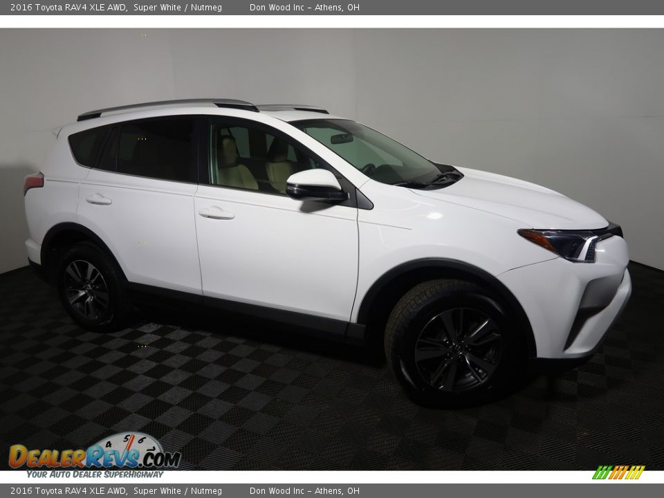 2016 Toyota RAV4 XLE AWD Super White / Nutmeg Photo #5