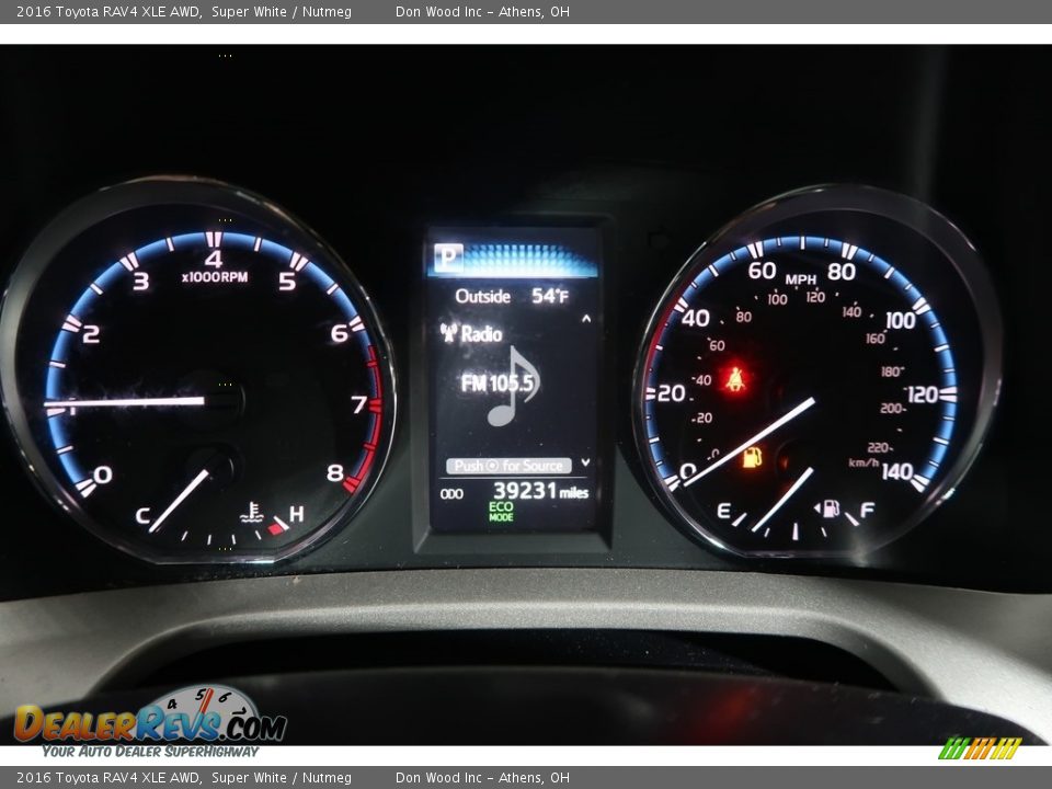 2016 Toyota RAV4 XLE AWD Super White / Nutmeg Photo #23