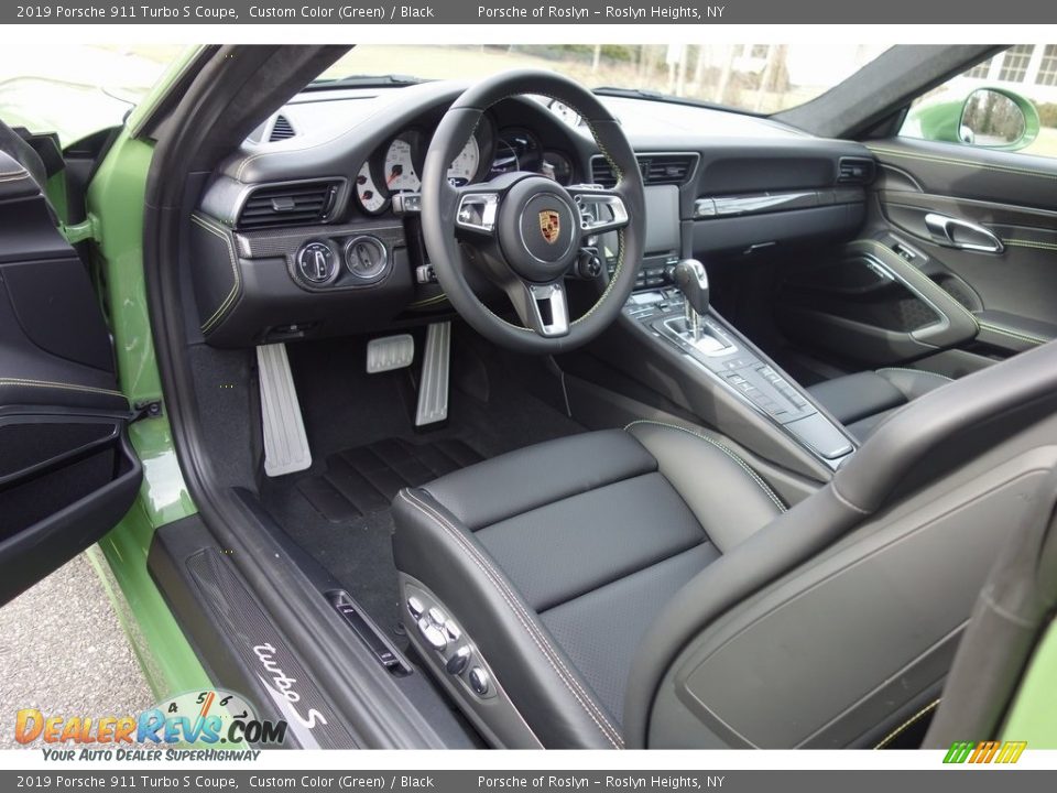 Black Interior - 2019 Porsche 911 Turbo S Coupe Photo #17