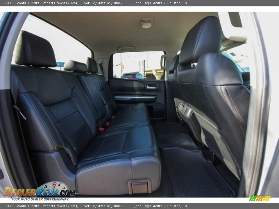 2015 Toyota Tundra Limited CrewMax 4x4 Silver Sky Metallic / Black Photo #23