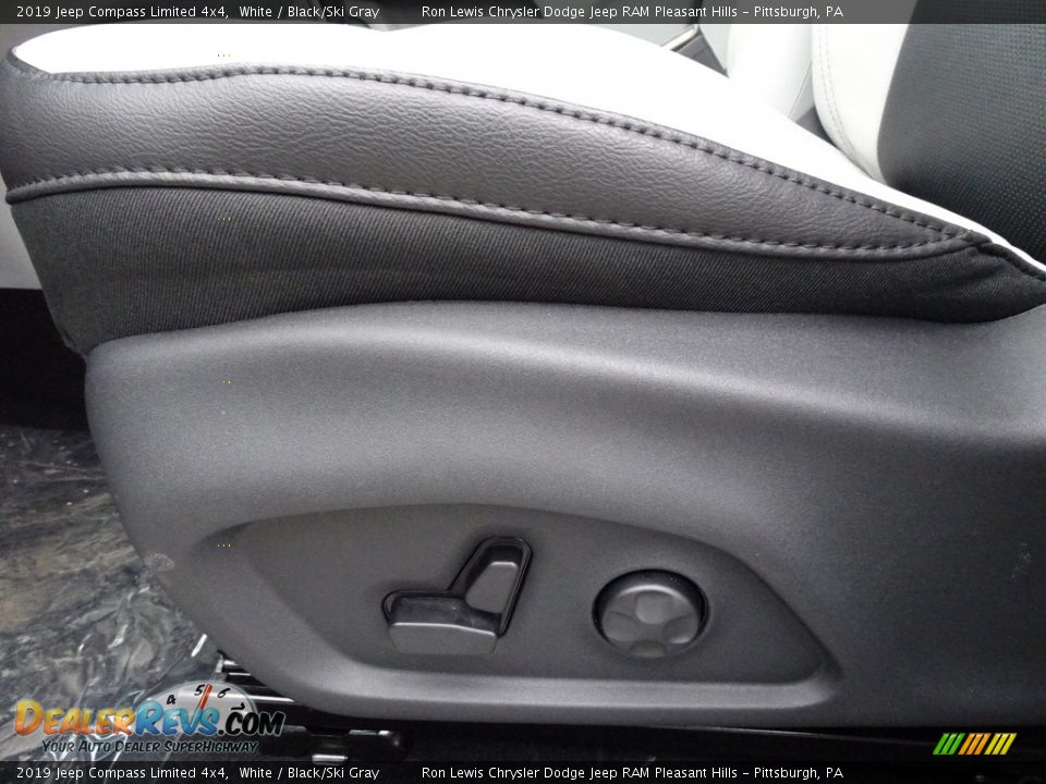 2019 Jeep Compass Limited 4x4 White / Black/Ski Gray Photo #15