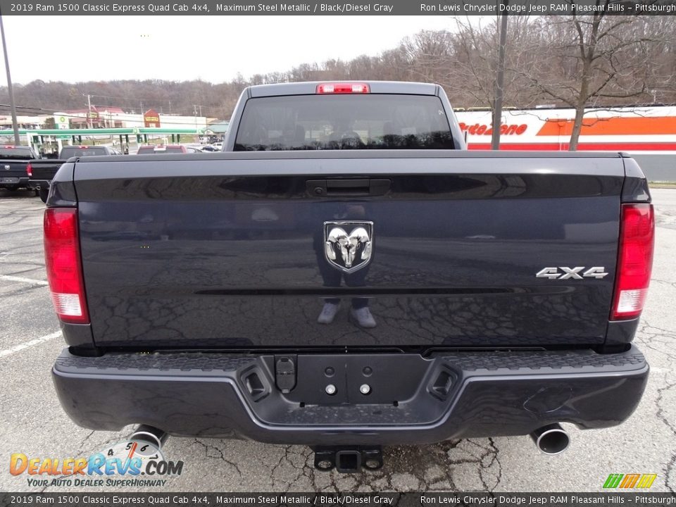 2019 Ram 1500 Classic Express Quad Cab 4x4 Maximum Steel Metallic / Black/Diesel Gray Photo #4