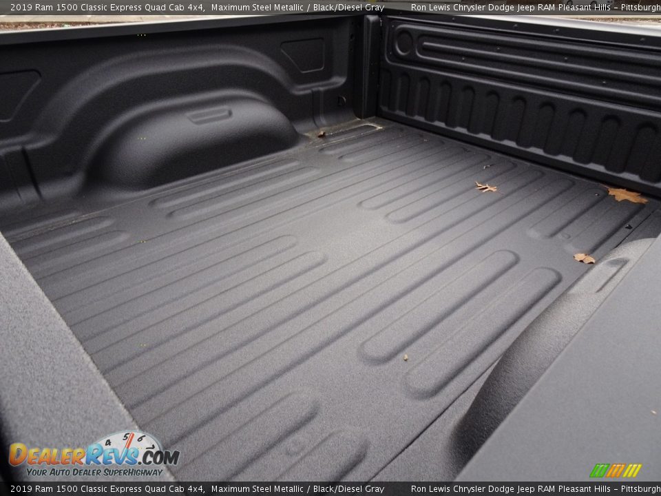 2019 Ram 1500 Classic Express Quad Cab 4x4 Maximum Steel Metallic / Black/Diesel Gray Photo #20