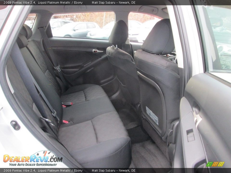 2009 Pontiac Vibe 2.4 Liquid Platinum Metallic / Ebony Photo #18