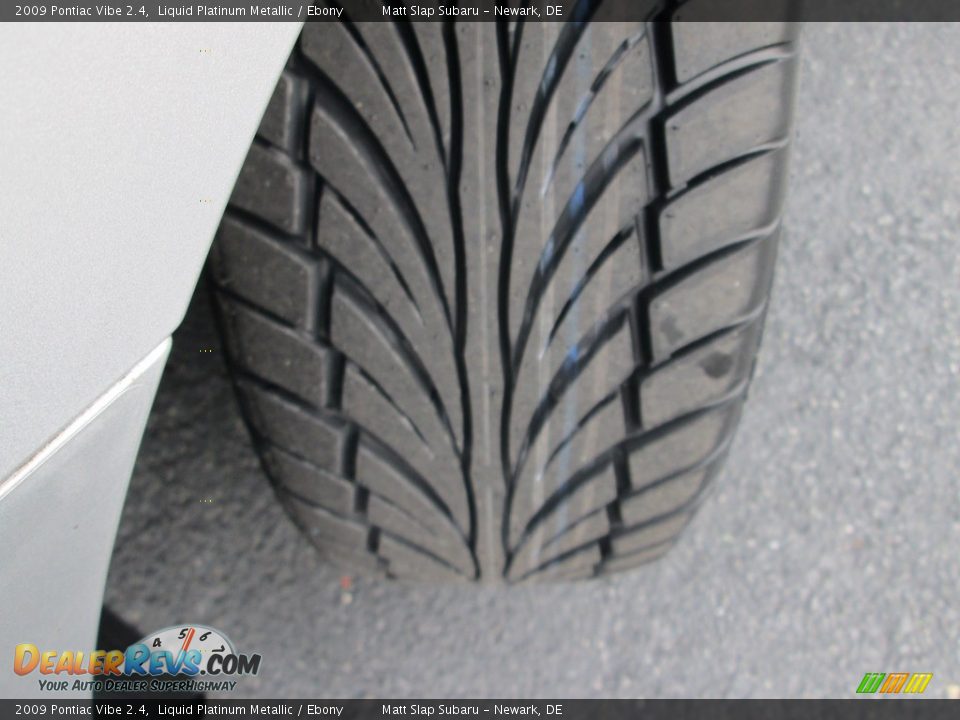 2009 Pontiac Vibe 2.4 Liquid Platinum Metallic / Ebony Photo #22