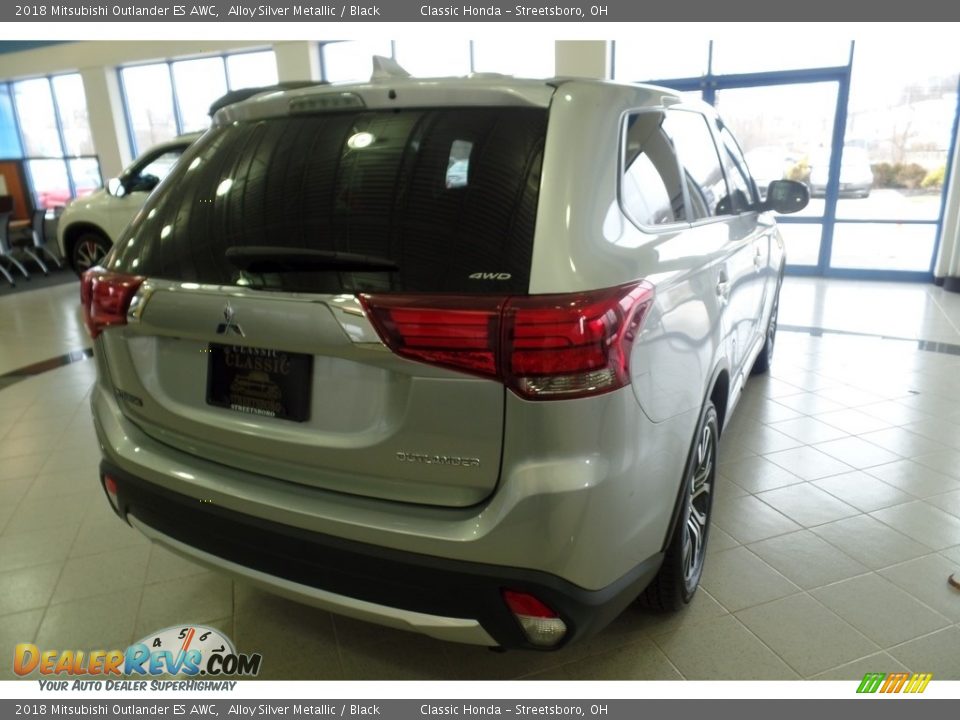 2018 Mitsubishi Outlander ES AWC Alloy Silver Metallic / Black Photo #4
