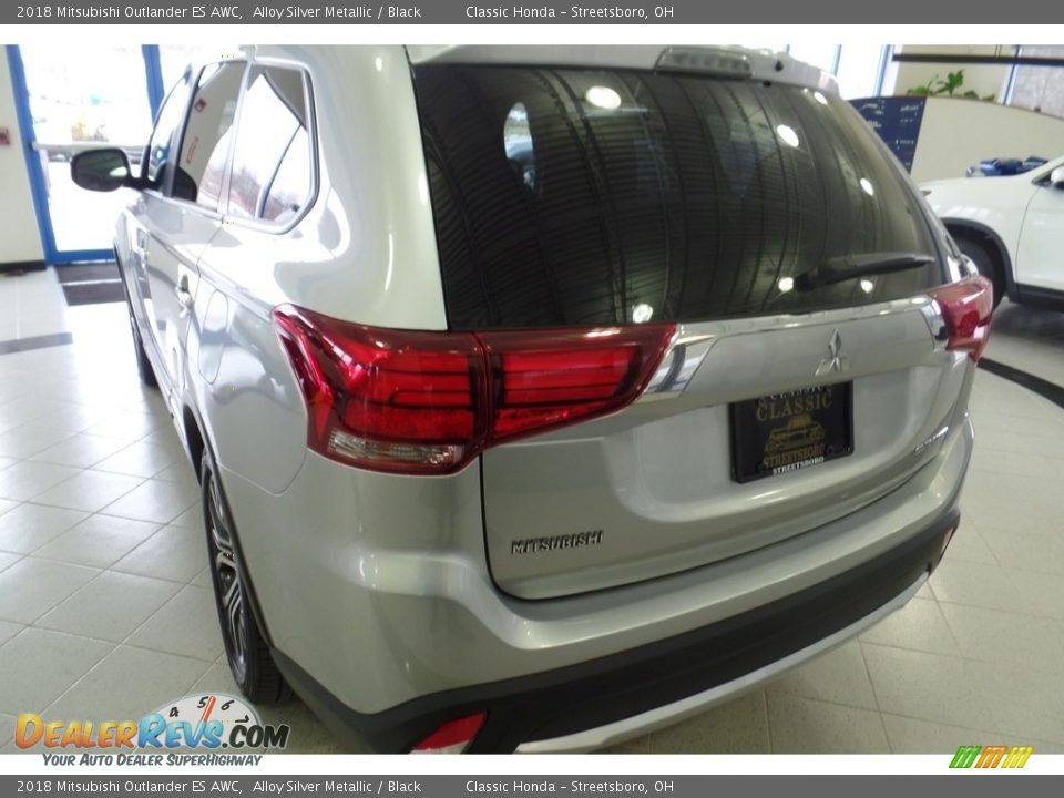 2018 Mitsubishi Outlander ES AWC Alloy Silver Metallic / Black Photo #9