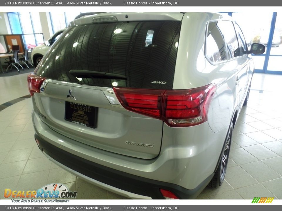 2018 Mitsubishi Outlander ES AWC Alloy Silver Metallic / Black Photo #10