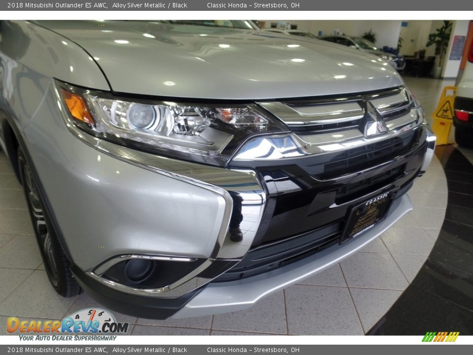 2018 Mitsubishi Outlander ES AWC Alloy Silver Metallic / Black Photo #12