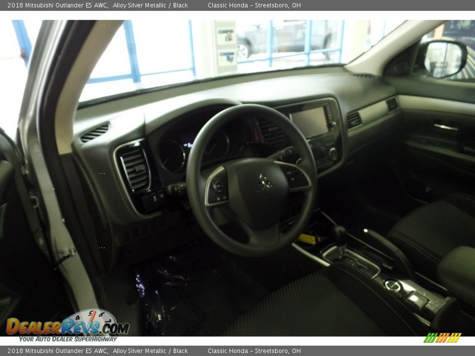 2018 Mitsubishi Outlander ES AWC Alloy Silver Metallic / Black Photo #15