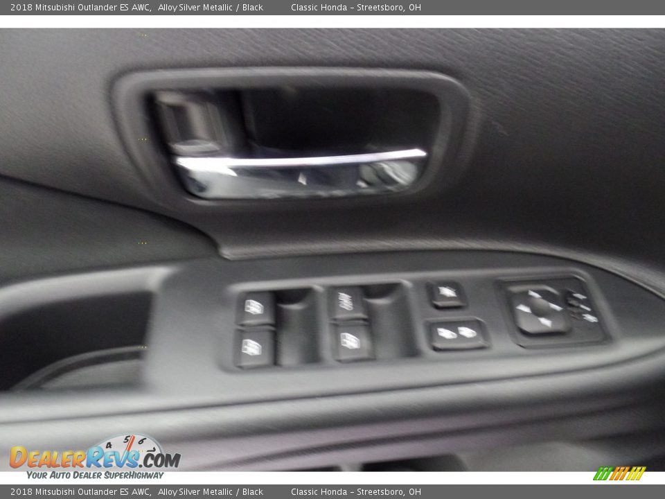 2018 Mitsubishi Outlander ES AWC Alloy Silver Metallic / Black Photo #22