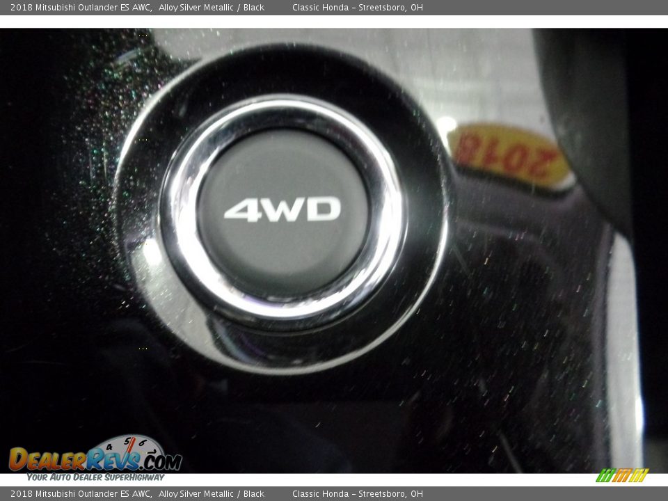 2018 Mitsubishi Outlander ES AWC Alloy Silver Metallic / Black Photo #32