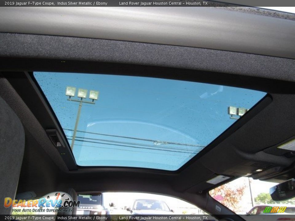 Sunroof of 2019 Jaguar F-Type Coupe Photo #15