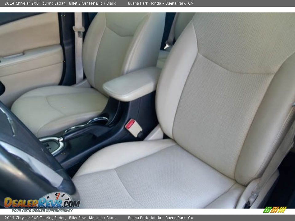 2014 Chrysler 200 Touring Sedan Billet Silver Metallic / Black Photo #17