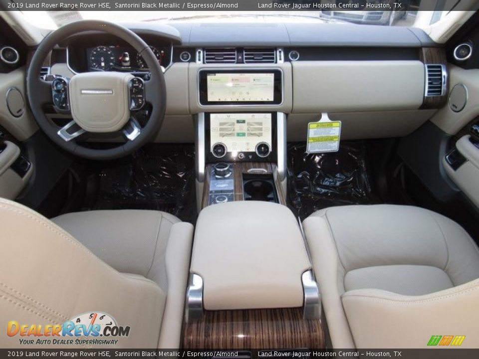 Dashboard of 2019 Land Rover Range Rover HSE Photo #14