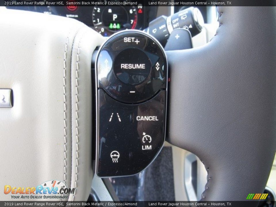 2019 Land Rover Range Rover HSE Steering Wheel Photo #31