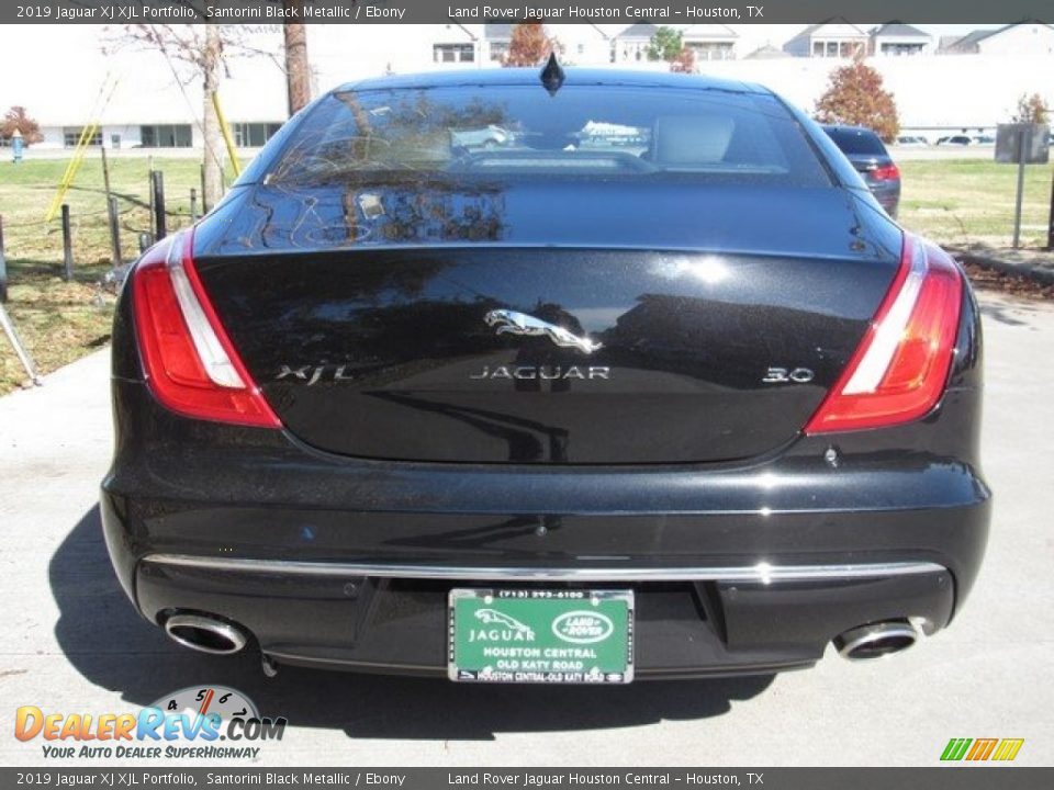 2019 Jaguar XJ XJL Portfolio Santorini Black Metallic / Ebony Photo #8