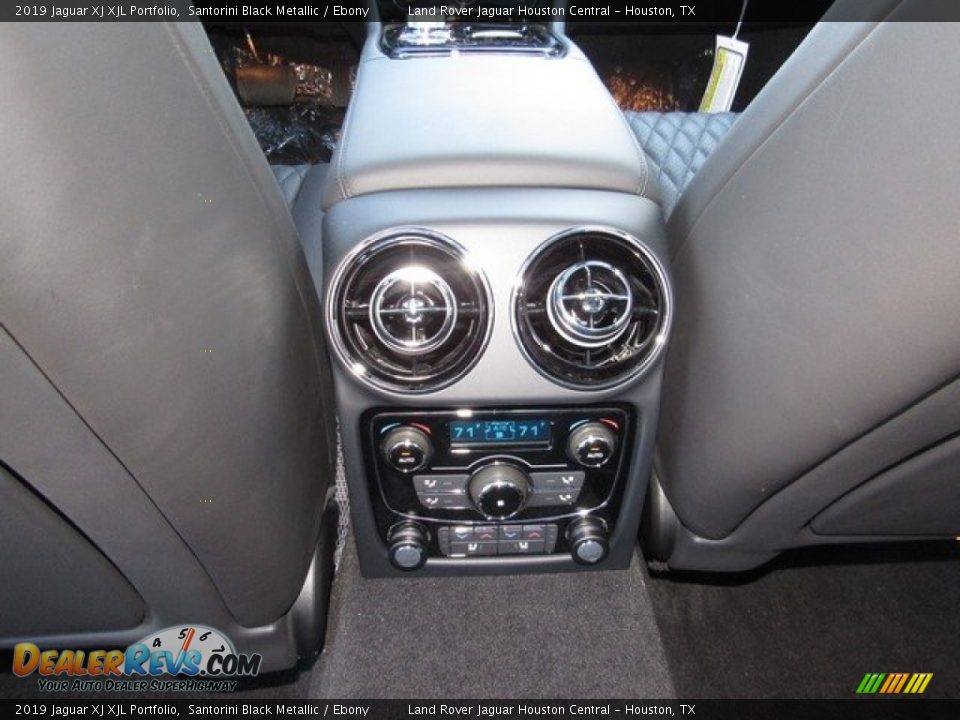 Controls of 2019 Jaguar XJ XJL Portfolio Photo #16