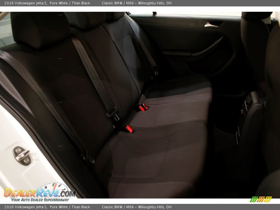 2016 Volkswagen Jetta S Pure White / Titan Black Photo #15