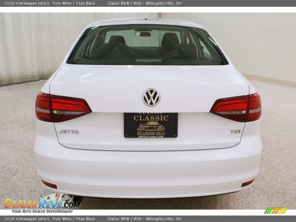 2016 Volkswagen Jetta S Pure White / Titan Black Photo #17