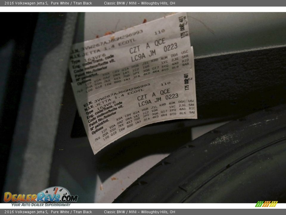 2016 Volkswagen Jetta S Pure White / Titan Black Photo #20