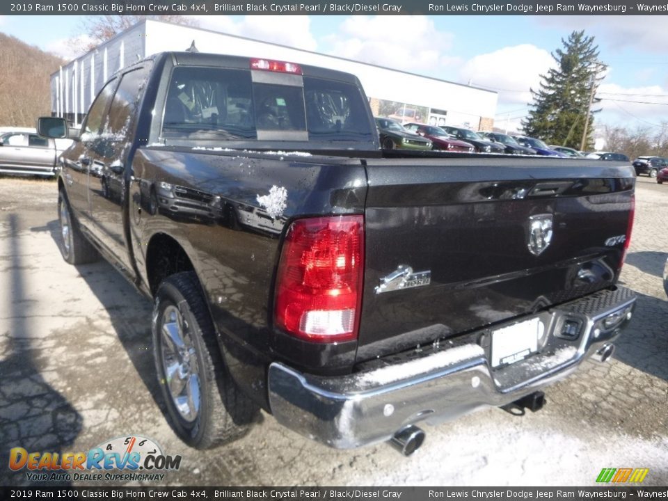2019 Ram 1500 Classic Big Horn Crew Cab 4x4 Brilliant Black Crystal Pearl / Black/Diesel Gray Photo #3