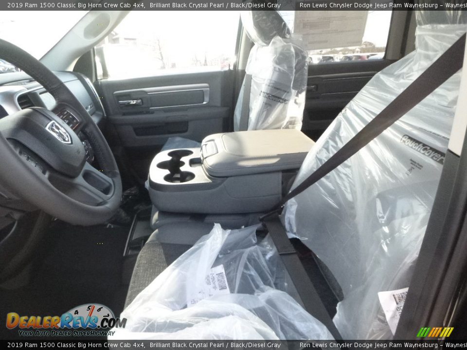 2019 Ram 1500 Classic Big Horn Crew Cab 4x4 Brilliant Black Crystal Pearl / Black/Diesel Gray Photo #13