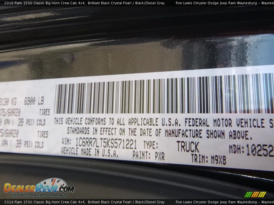 2019 Ram 1500 Classic Big Horn Crew Cab 4x4 Brilliant Black Crystal Pearl / Black/Diesel Gray Photo #15