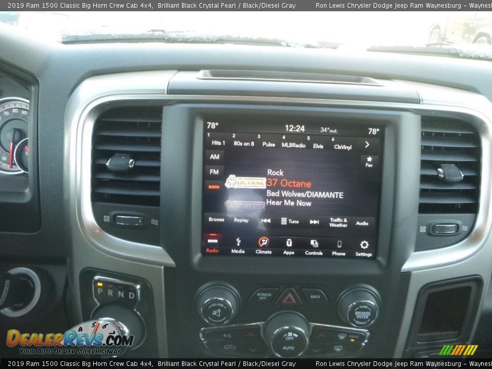 2019 Ram 1500 Classic Big Horn Crew Cab 4x4 Brilliant Black Crystal Pearl / Black/Diesel Gray Photo #16