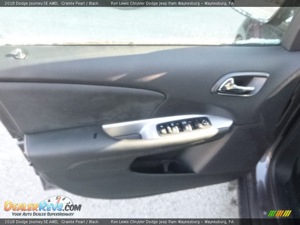 2018 Dodge Journey SE AWD Granite Pearl / Black Photo #13