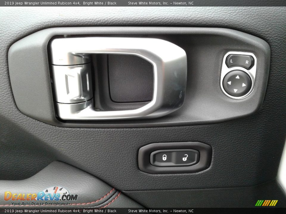 2019 Jeep Wrangler Unlimited Rubicon 4x4 Bright White / Black Photo #9
