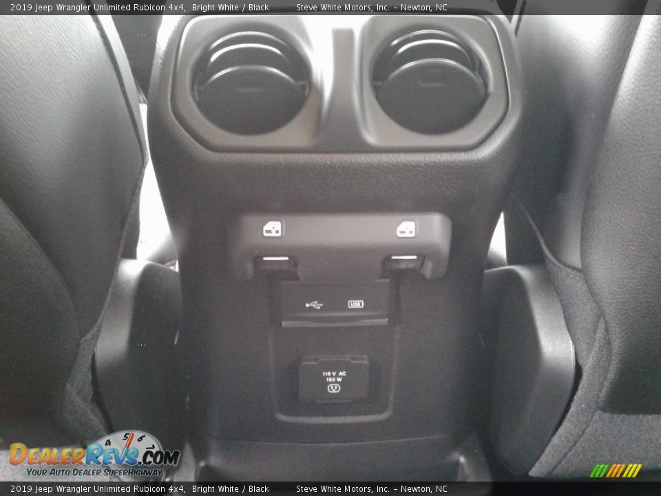 2019 Jeep Wrangler Unlimited Rubicon 4x4 Bright White / Black Photo #12