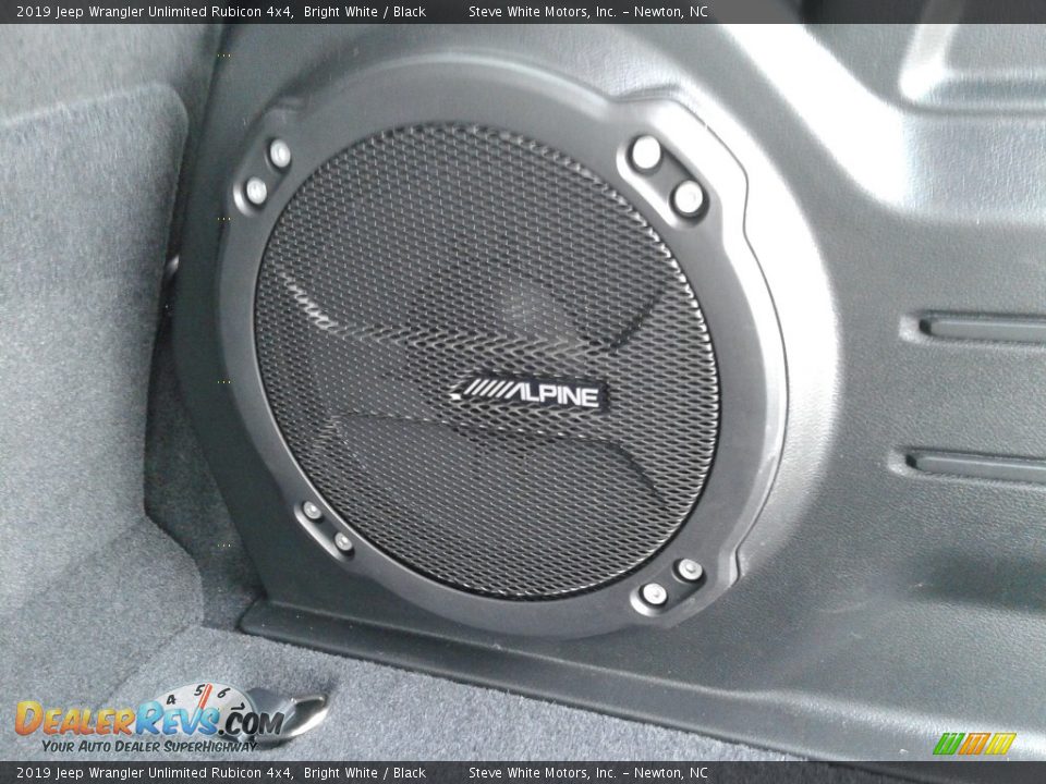 2019 Jeep Wrangler Unlimited Rubicon 4x4 Bright White / Black Photo #14
