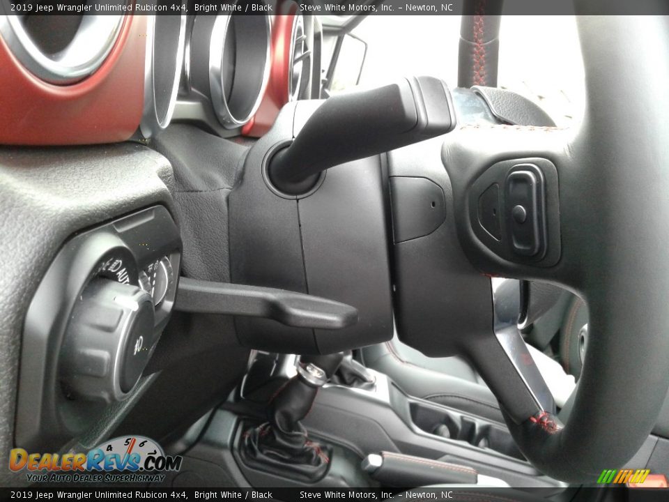 2019 Jeep Wrangler Unlimited Rubicon 4x4 Bright White / Black Photo #17