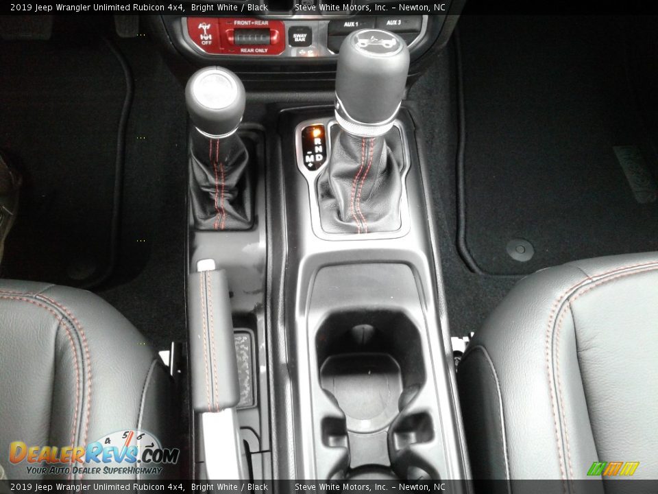 2019 Jeep Wrangler Unlimited Rubicon 4x4 Bright White / Black Photo #32