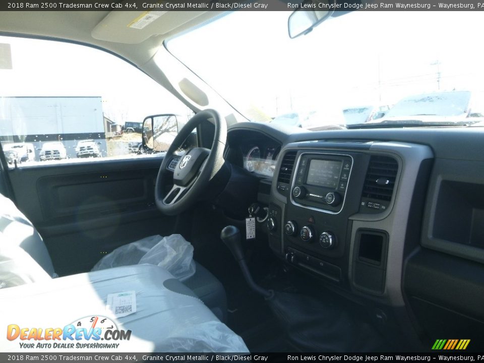 2018 Ram 2500 Tradesman Crew Cab 4x4 Granite Crystal Metallic / Black/Diesel Gray Photo #11