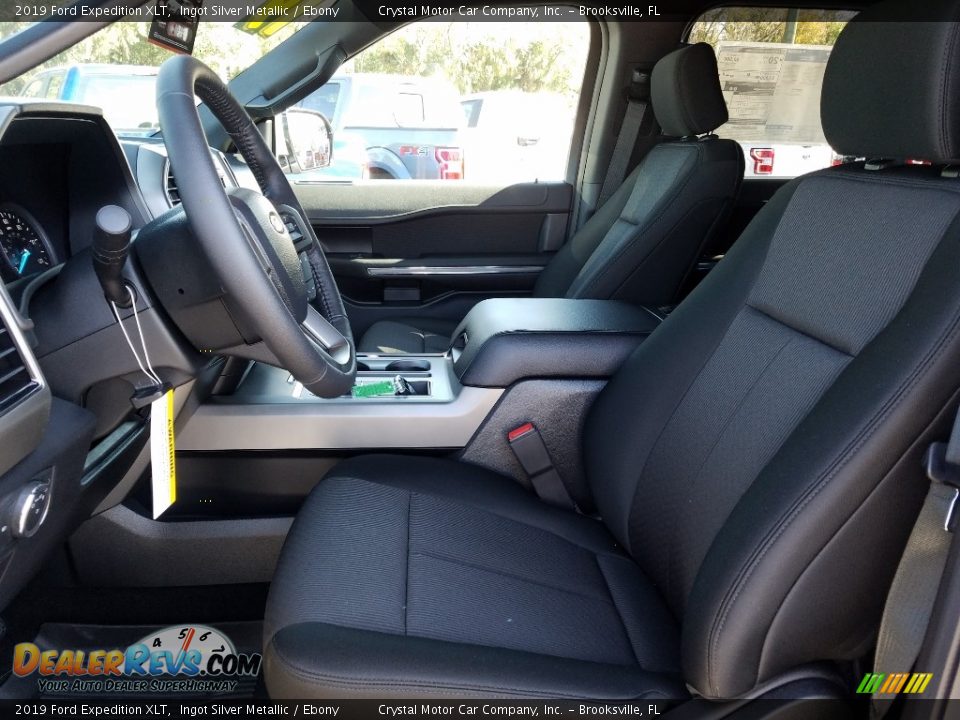 Front Seat of 2019 Ford Expedition XLT Photo #9