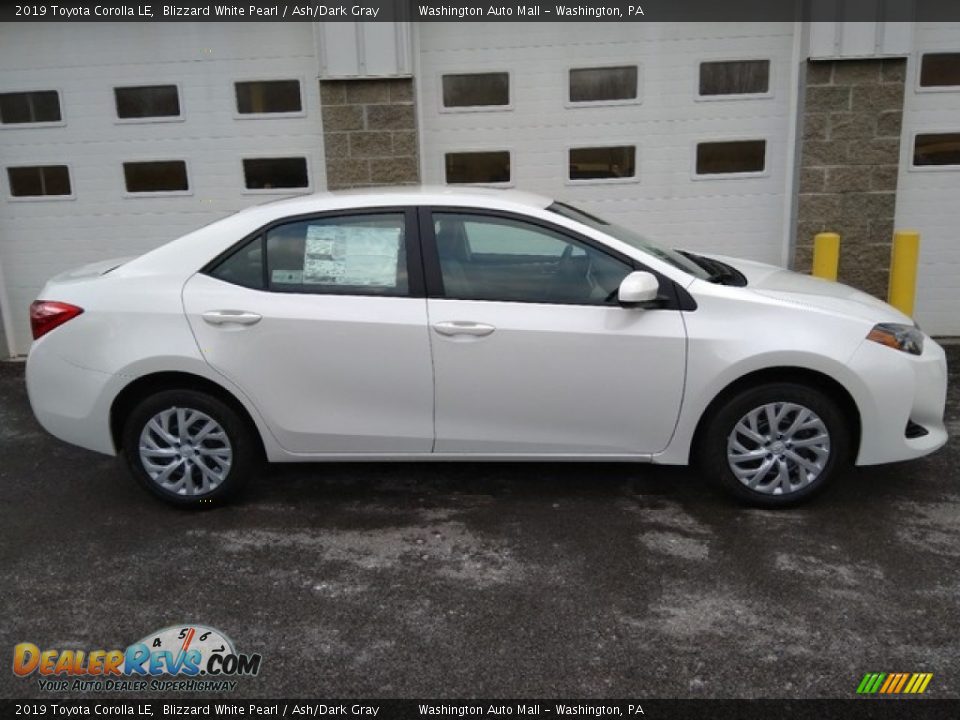 2019 Toyota Corolla LE Blizzard White Pearl / Ash/Dark Gray Photo #2
