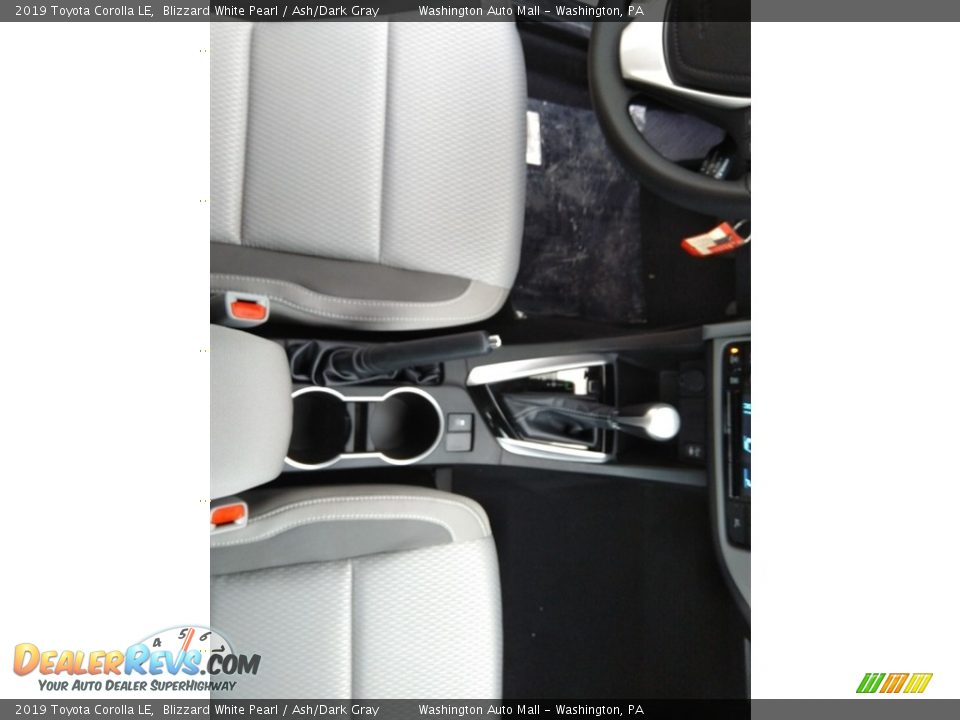 2019 Toyota Corolla LE Blizzard White Pearl / Ash/Dark Gray Photo #16
