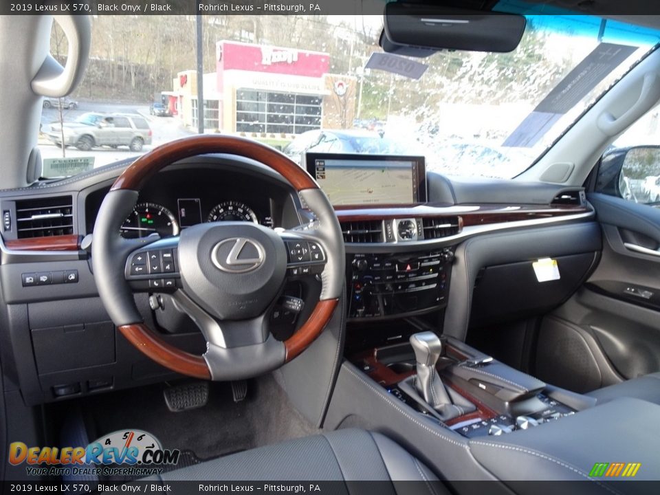 Black Interior - 2019 Lexus LX 570 Photo #9