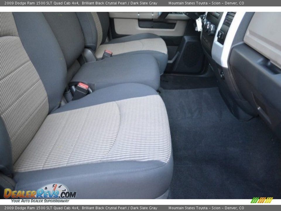 2009 Dodge Ram 1500 SLT Quad Cab 4x4 Brilliant Black Crystal Pearl / Dark Slate Gray Photo #17