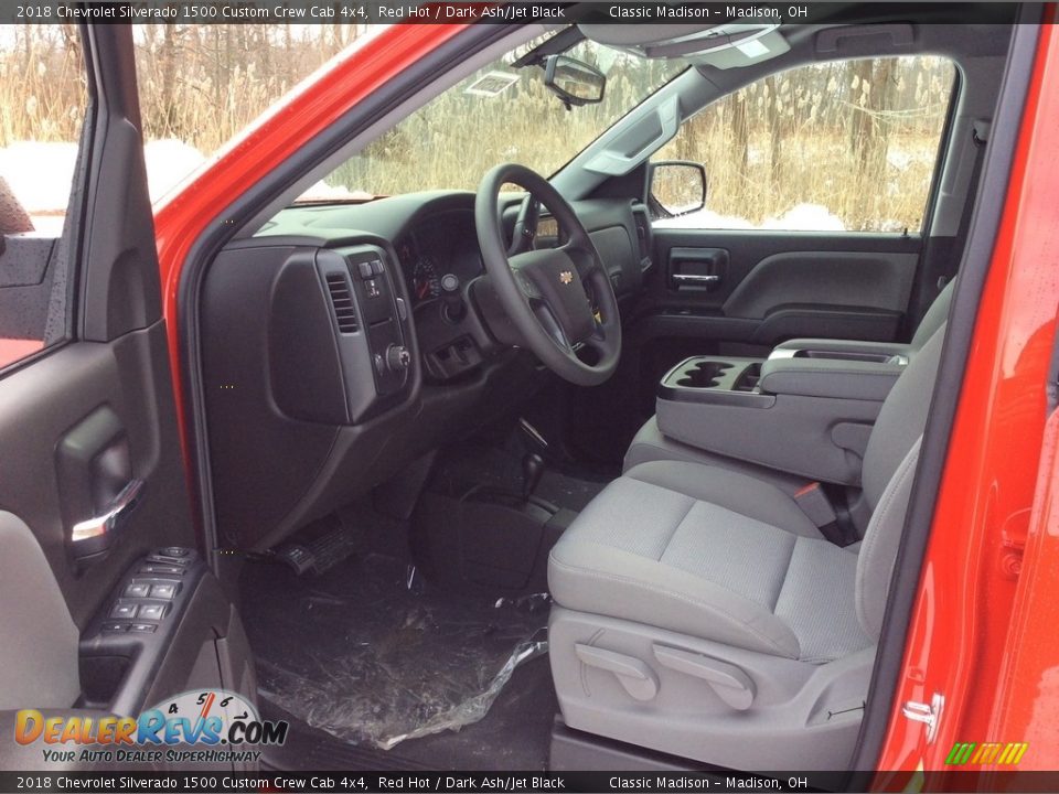 2018 Chevrolet Silverado 1500 Custom Crew Cab 4x4 Red Hot / Dark Ash/Jet Black Photo #9