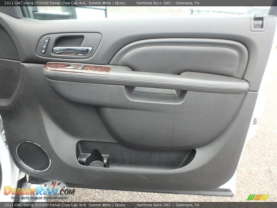 2011 GMC Sierra 3500HD Denali Crew Cab 4x4 Summit White / Ebony Photo #6