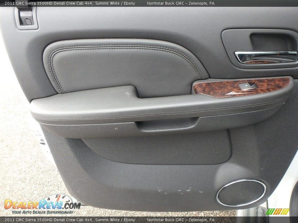 2011 GMC Sierra 3500HD Denali Crew Cab 4x4 Summit White / Ebony Photo #18