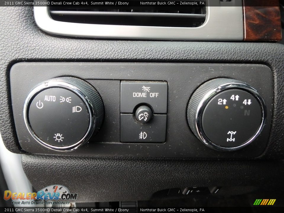 2011 GMC Sierra 3500HD Denali Crew Cab 4x4 Summit White / Ebony Photo #23