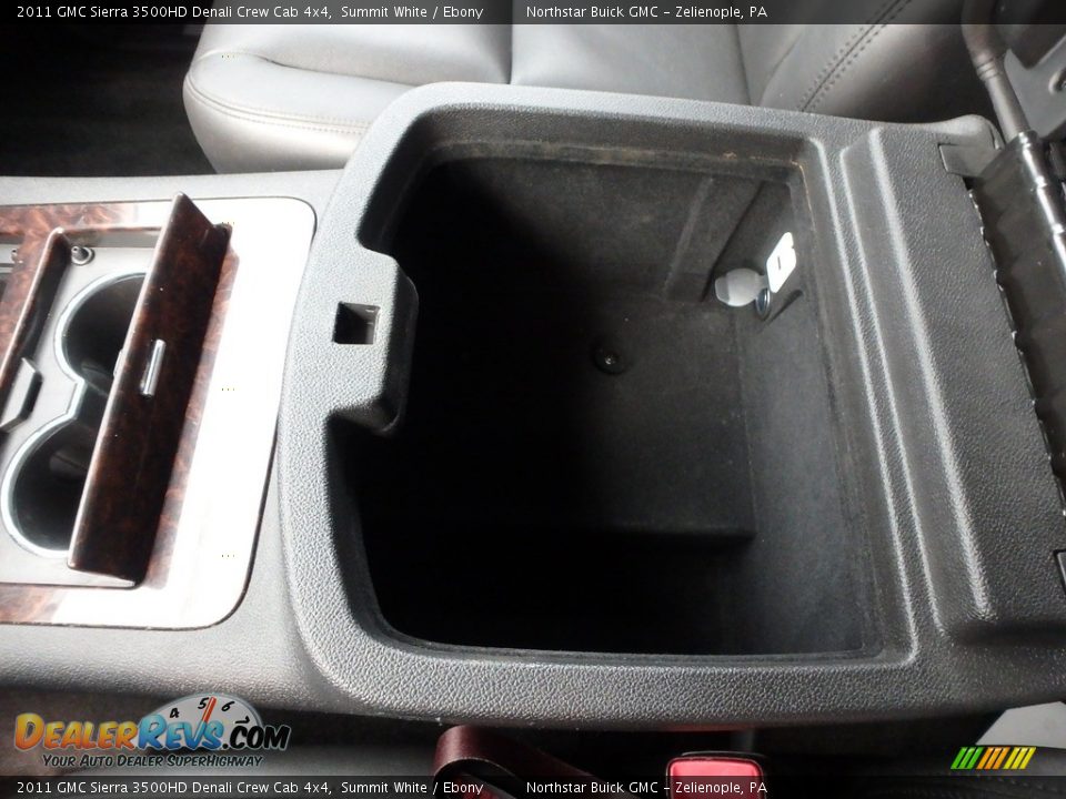 2011 GMC Sierra 3500HD Denali Crew Cab 4x4 Summit White / Ebony Photo #30