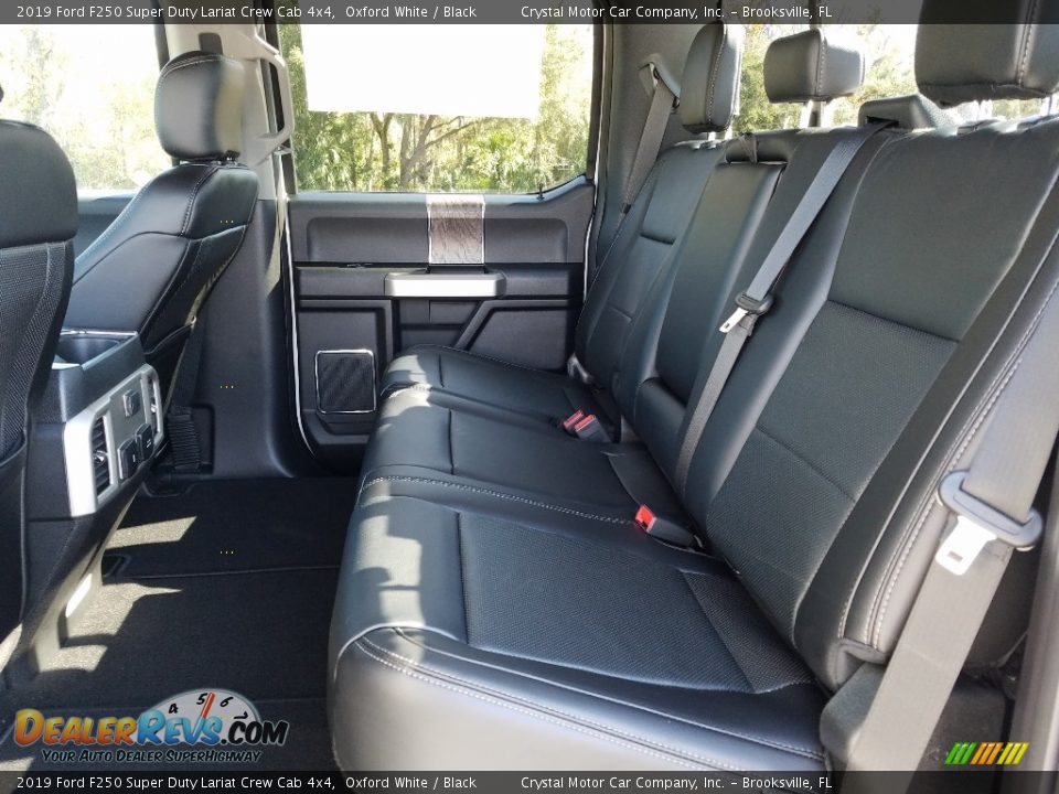 2019 Ford F250 Super Duty Lariat Crew Cab 4x4 Oxford White / Black Photo #10