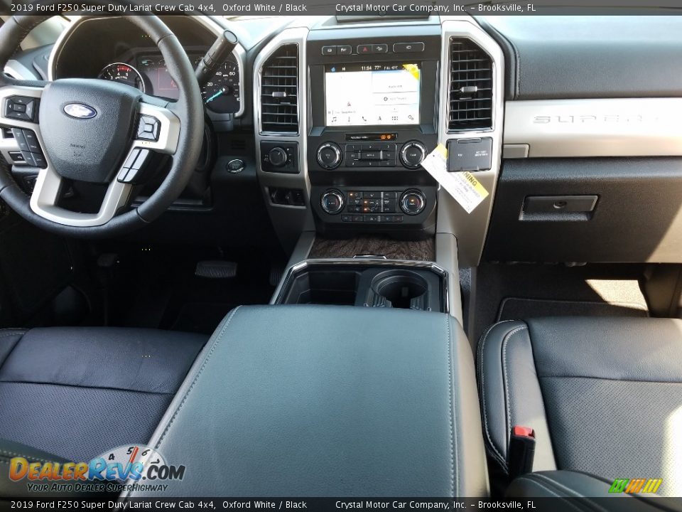 2019 Ford F250 Super Duty Lariat Crew Cab 4x4 Oxford White / Black Photo #13