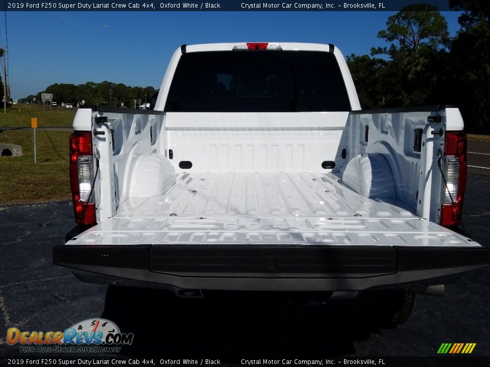 2019 Ford F250 Super Duty Lariat Crew Cab 4x4 Oxford White / Black Photo #19
