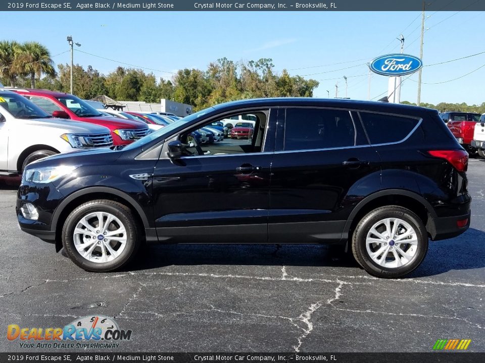 2019 Ford Escape SE Agate Black / Medium Light Stone Photo #2